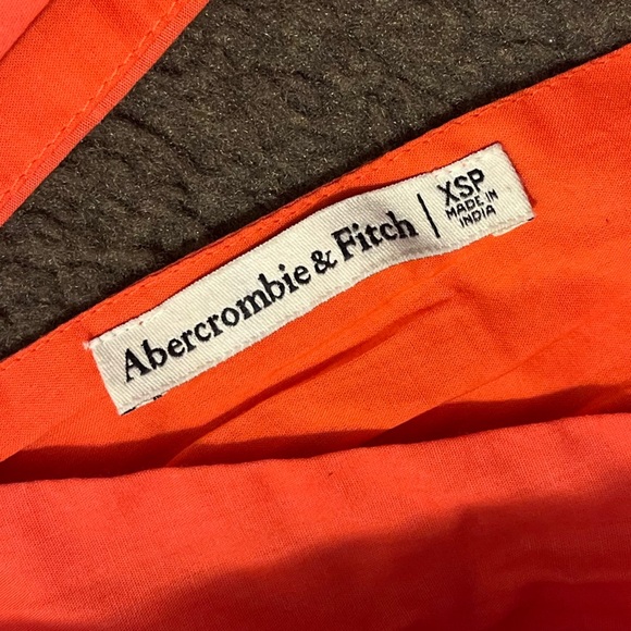 Abercrombie V-Neck Tiered Midi Dress - Picture 2 of 5